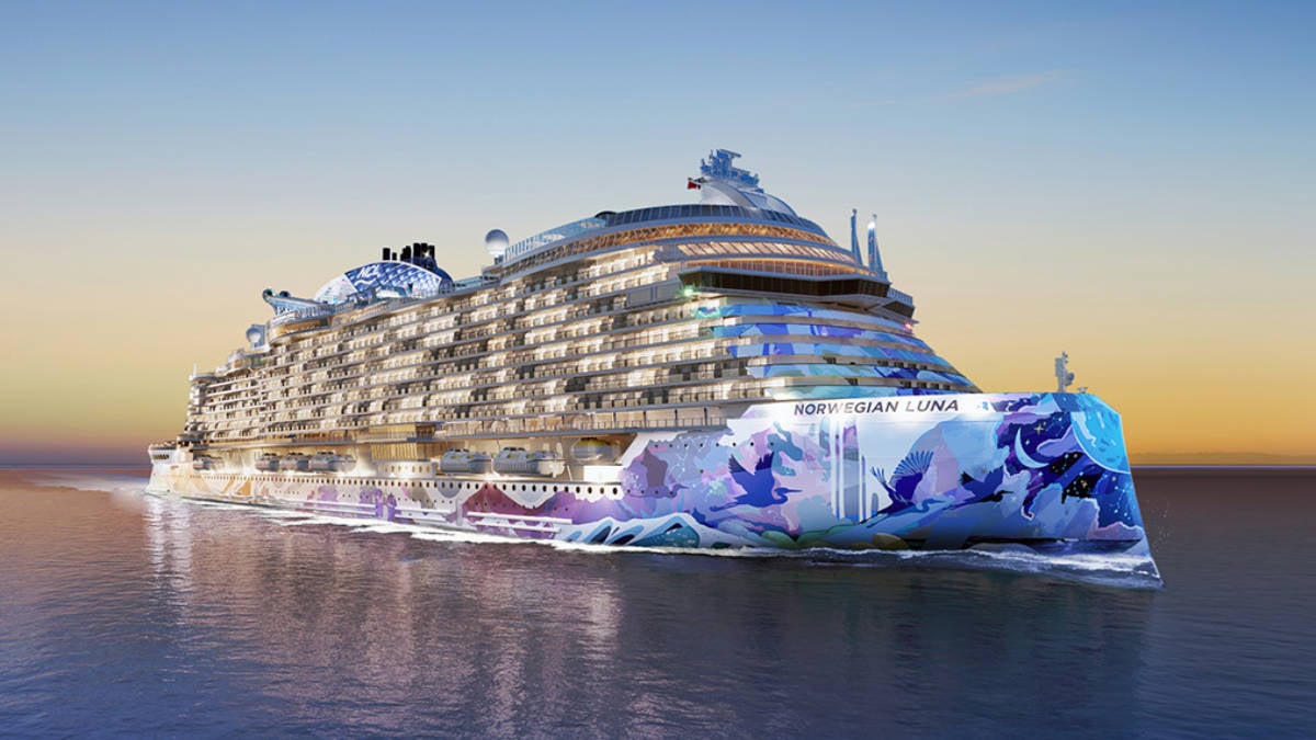 Norwegian Luna Cruise Ship